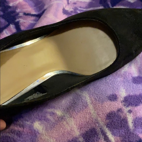 Shoes - Picture 3 of 3